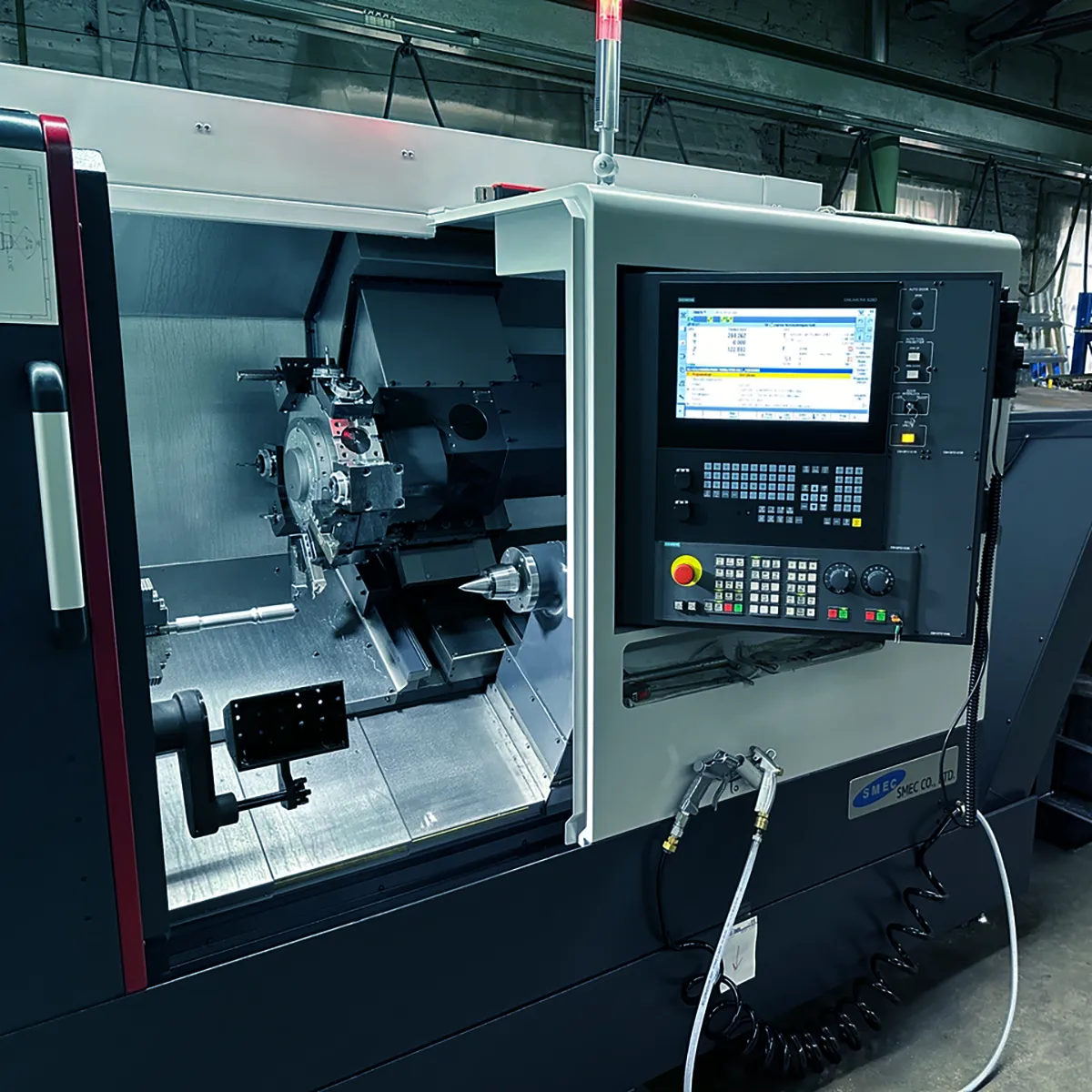 Karriere bei Honczek | Aufnahme einer CNC-Drehmaschine